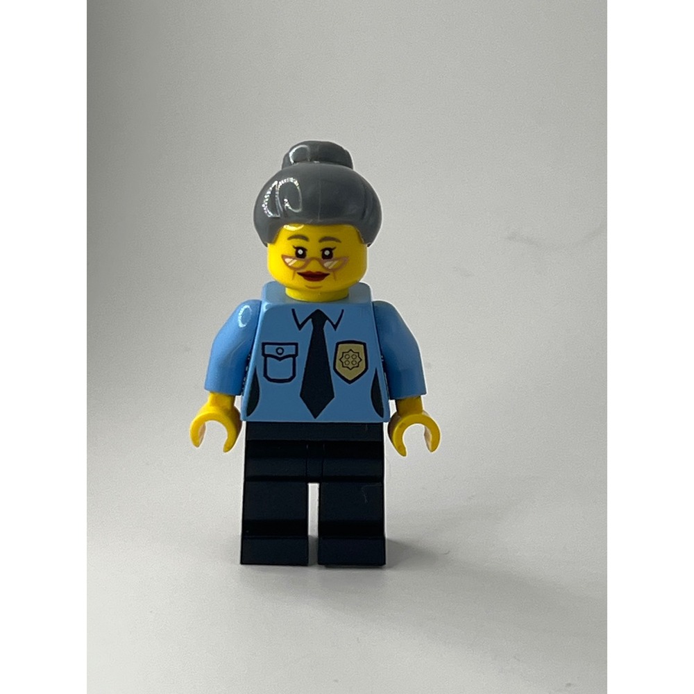 LEGO Movie Ma Cop Minifigure Light Blue Shirt Black Tie tlm019